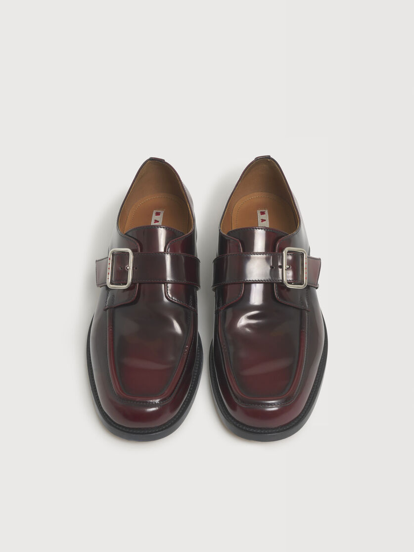 Burgundy shaded leather Bambi buckle shoe, Image 4