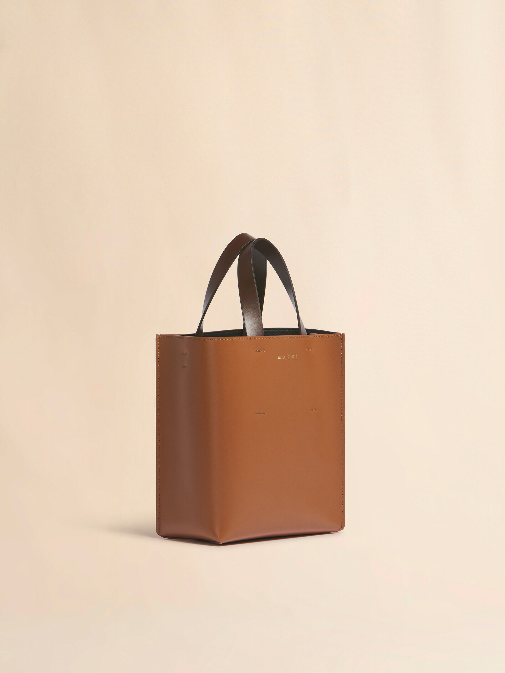 ライトブラウン、ピンク＆ダークブラウン レザー製 Museo ミニバッグ