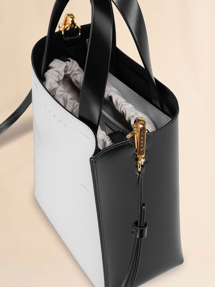Bi-coloured MUSEO bag in shiny calfskin with shoulder strap - Shopping Bags - Image 3