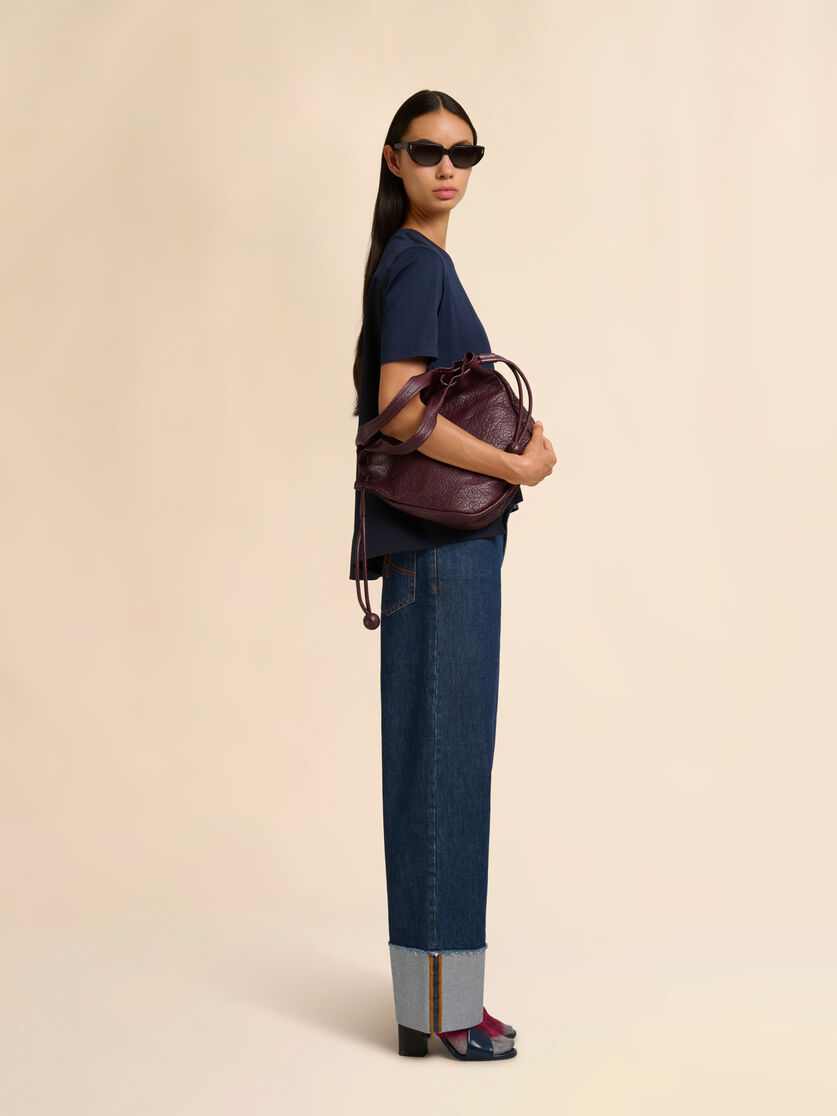 Deep blue cotton T-shirt with handstitched Marni logo, Image 5