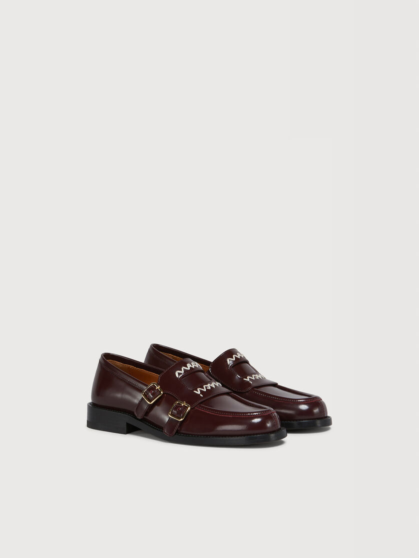 Burgundy leather loafer with double buckle, Image 2