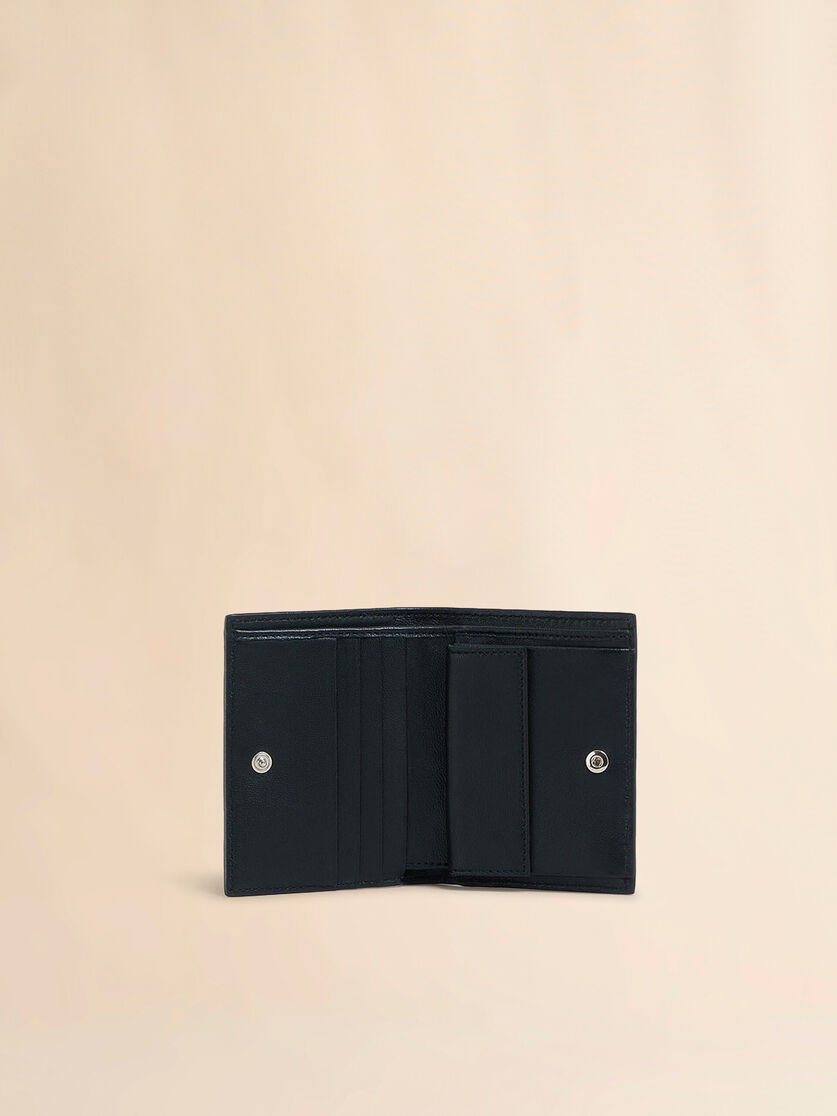 Black leather bifold wallet with Marni mending | Marni 