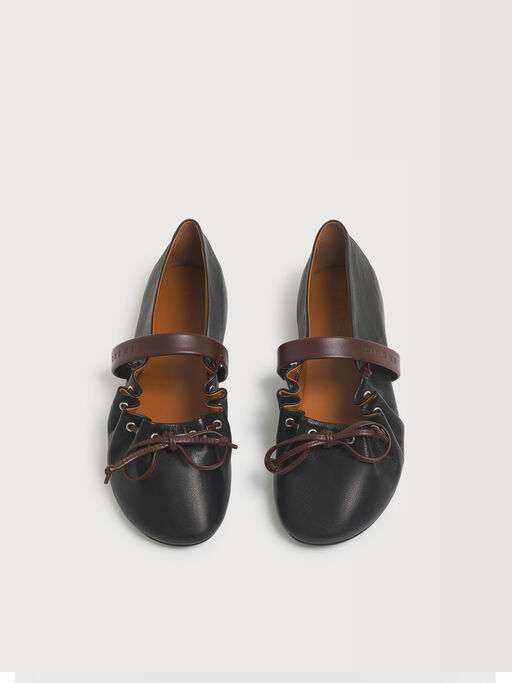 Soft Ballerina Mary Jane aus schwarzem und braunem Leder - Ballerinas