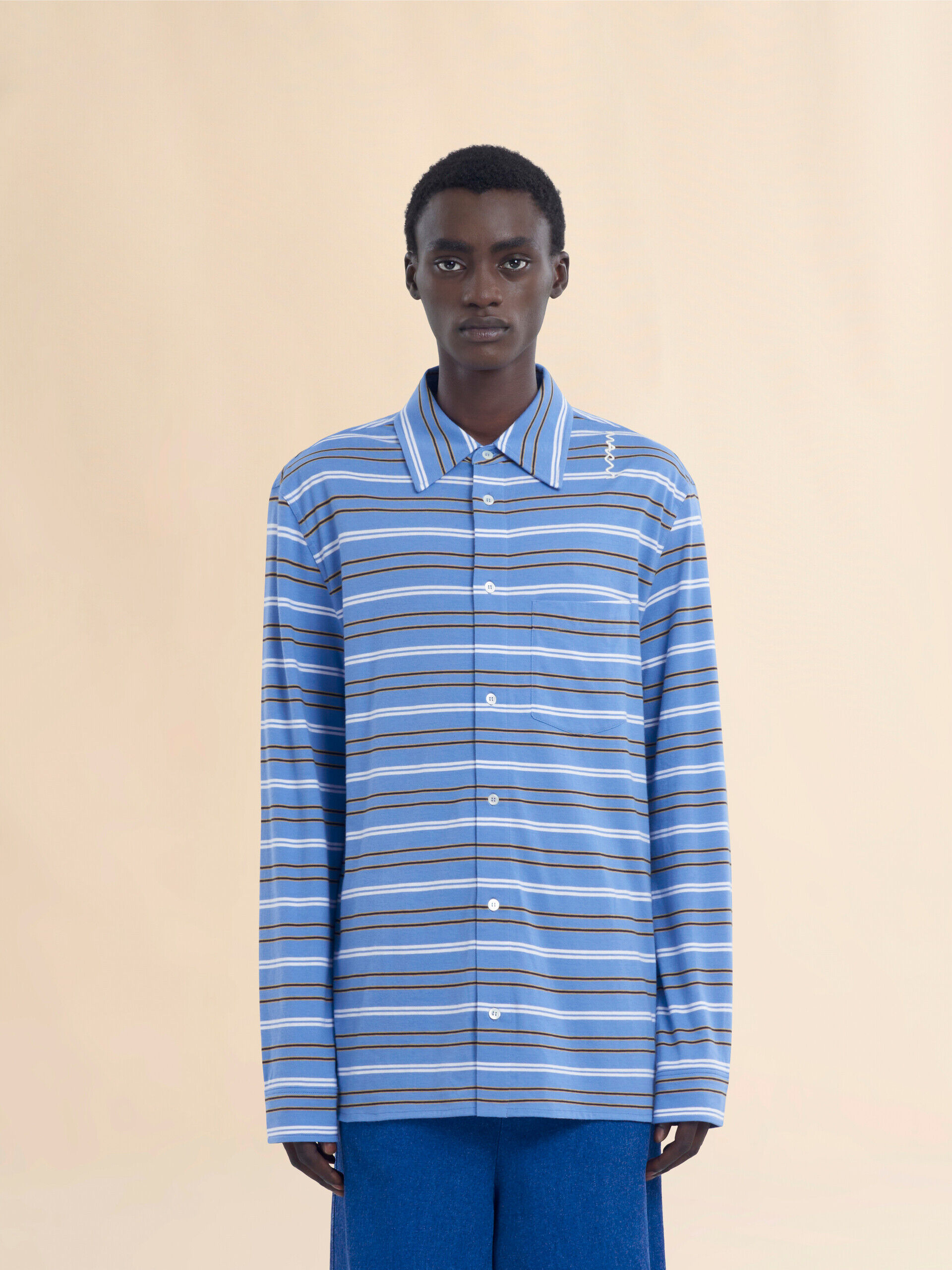 追跡便【MARNI】ストライプのブルーオーガニックコットンTシャツ グリーン マルニパッチ オーガニックコットン Tシャツ | Marni