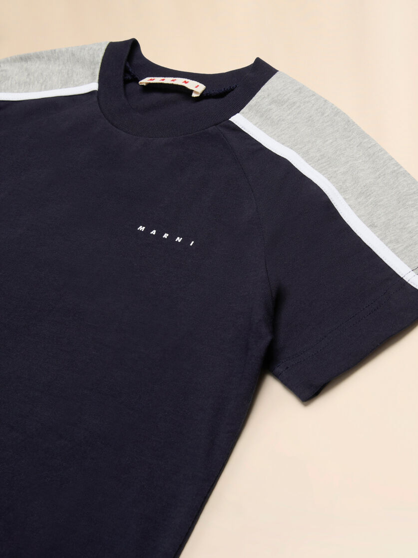 T-shirt with colorblock details - T-shirts - Image 3