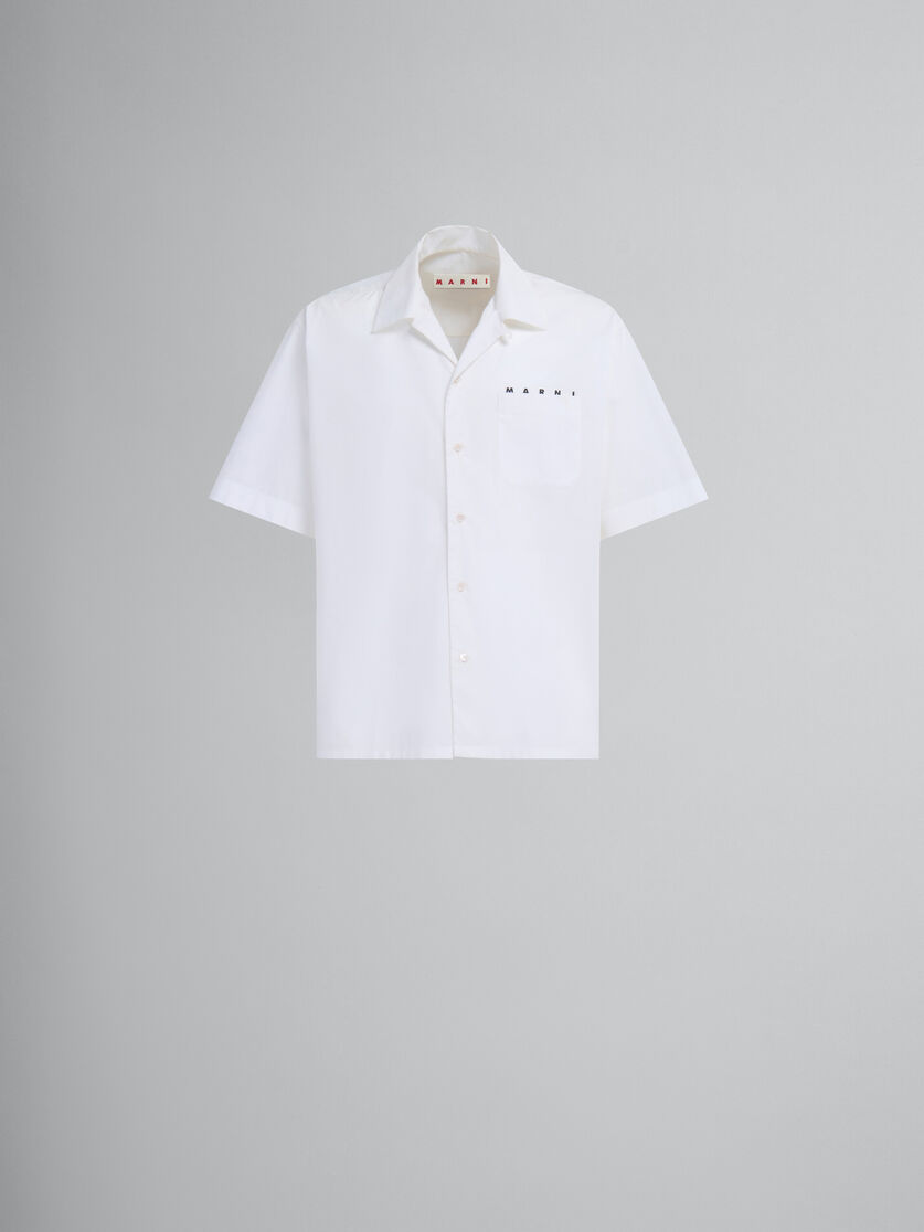 ホワイト オーガニックポプリン製 ボーリングシャツ、コンシールロゴ入り - シャツ - Image 1