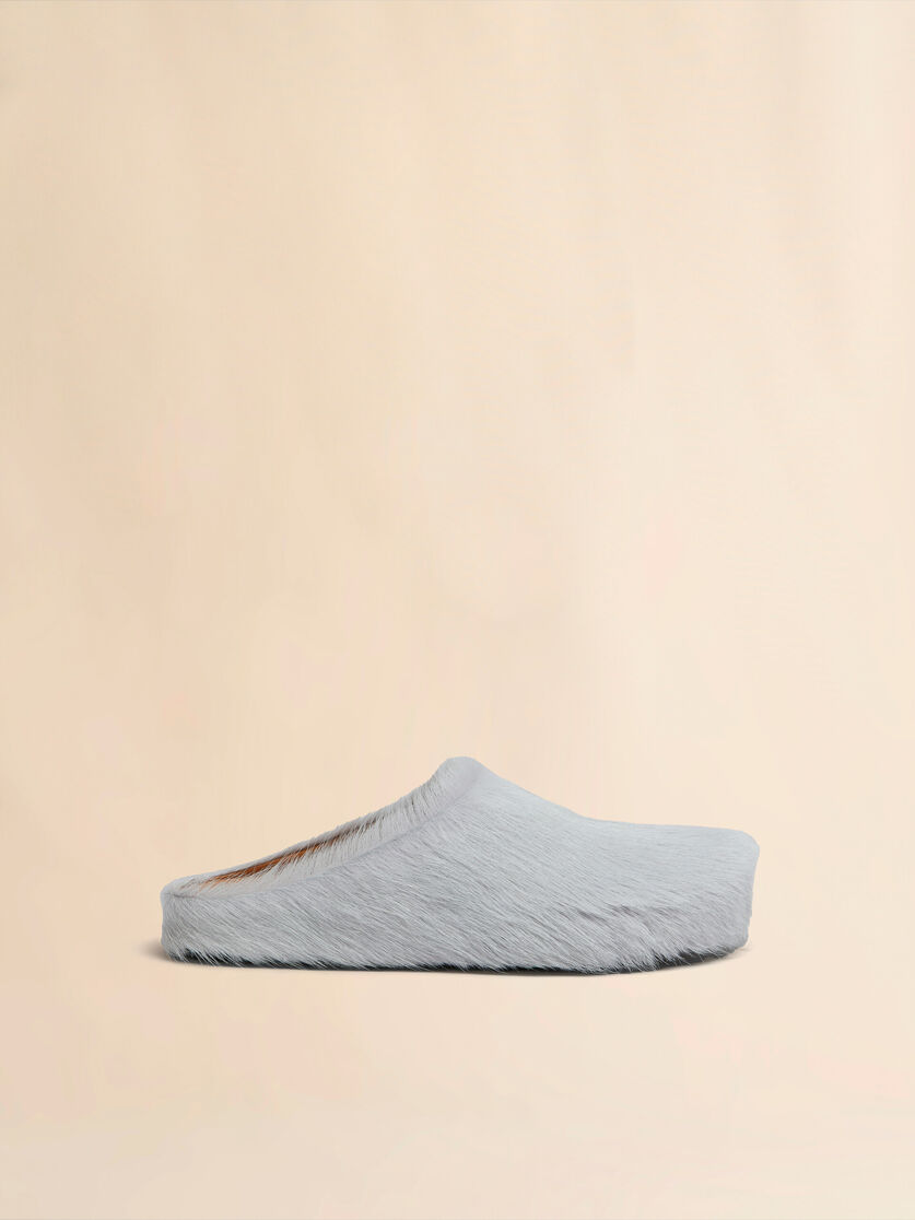 Blue long hair calfskin Fussbett sabot - Clogs - Image 1