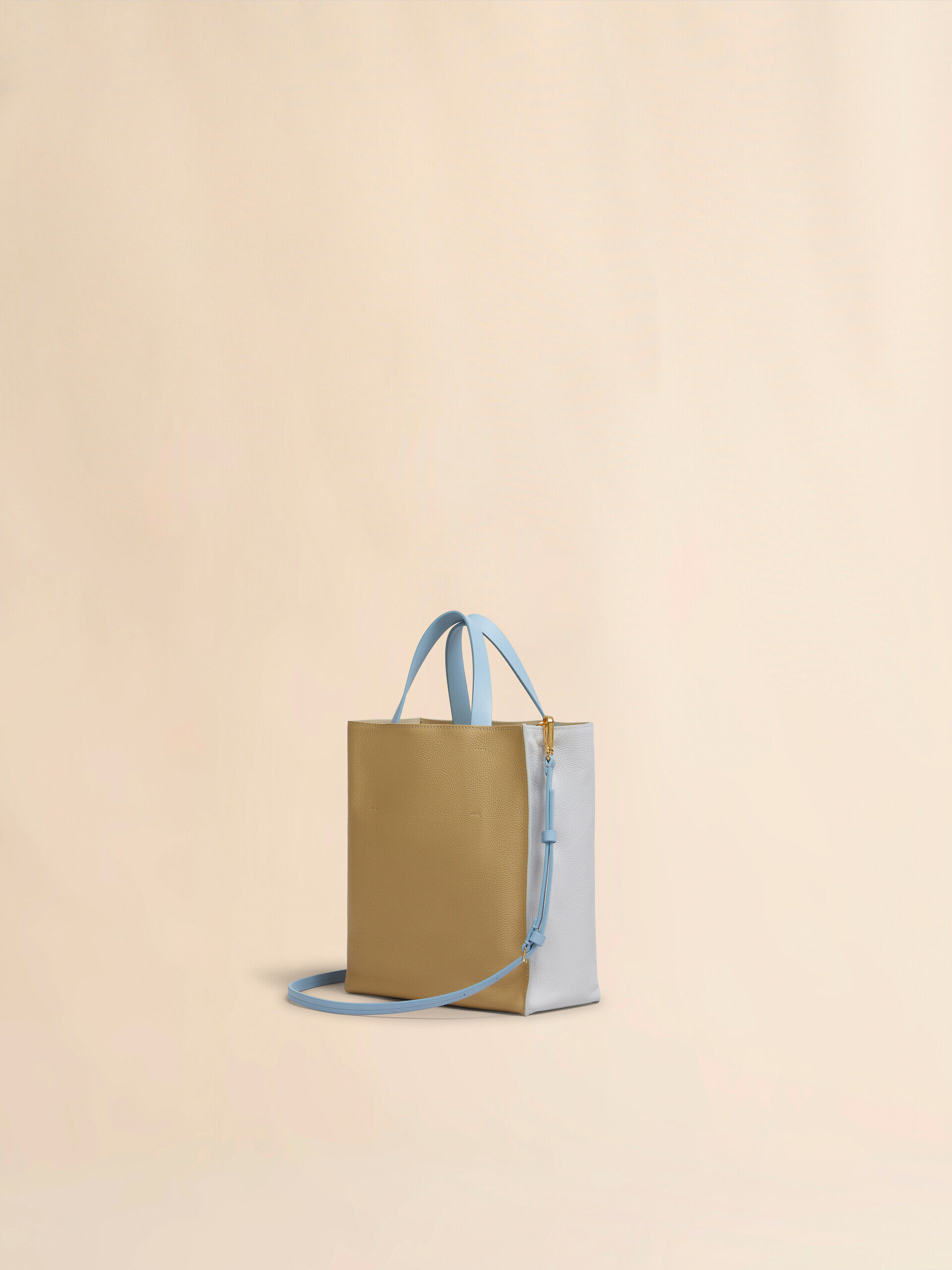 MARNI ベージュ パープル レザーバッグ Museo ムゼオ