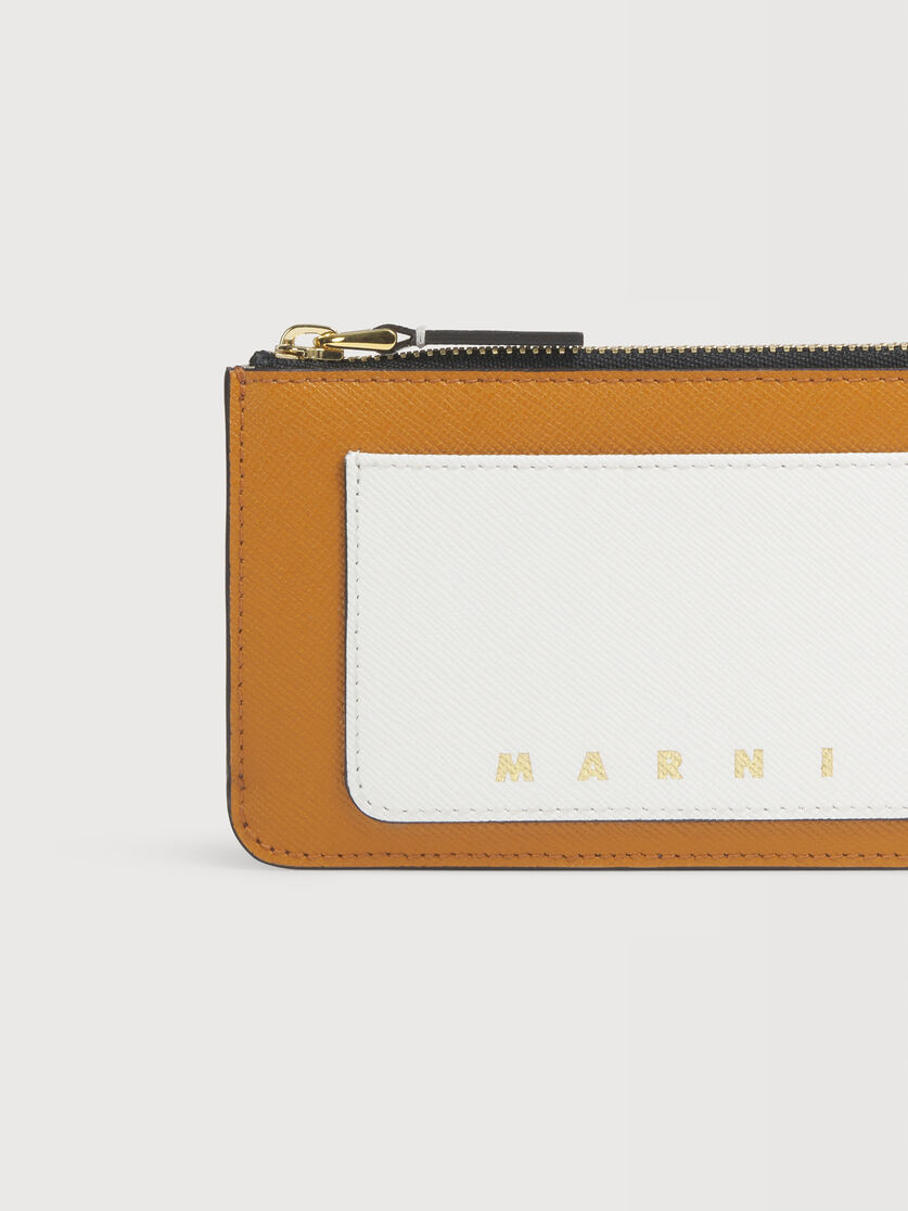 Portacarte con zip in pelle marrone, bianco e senape, Image 4