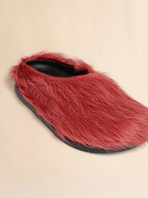Red long-hair calfskin fussbett sabot - Sandals