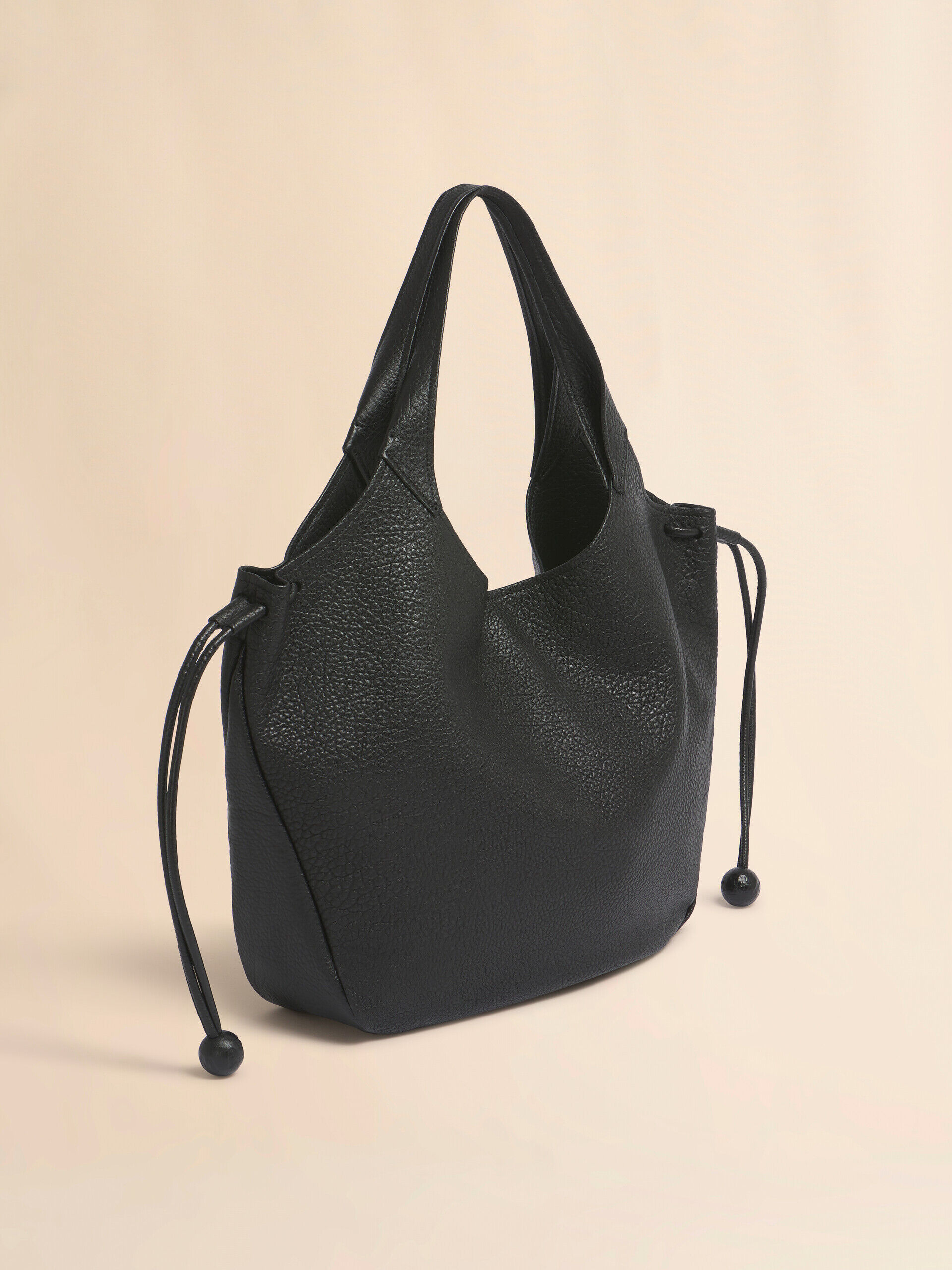 ブラック レザー製 Trunkaroo ミディアムトートバッグ | Marni