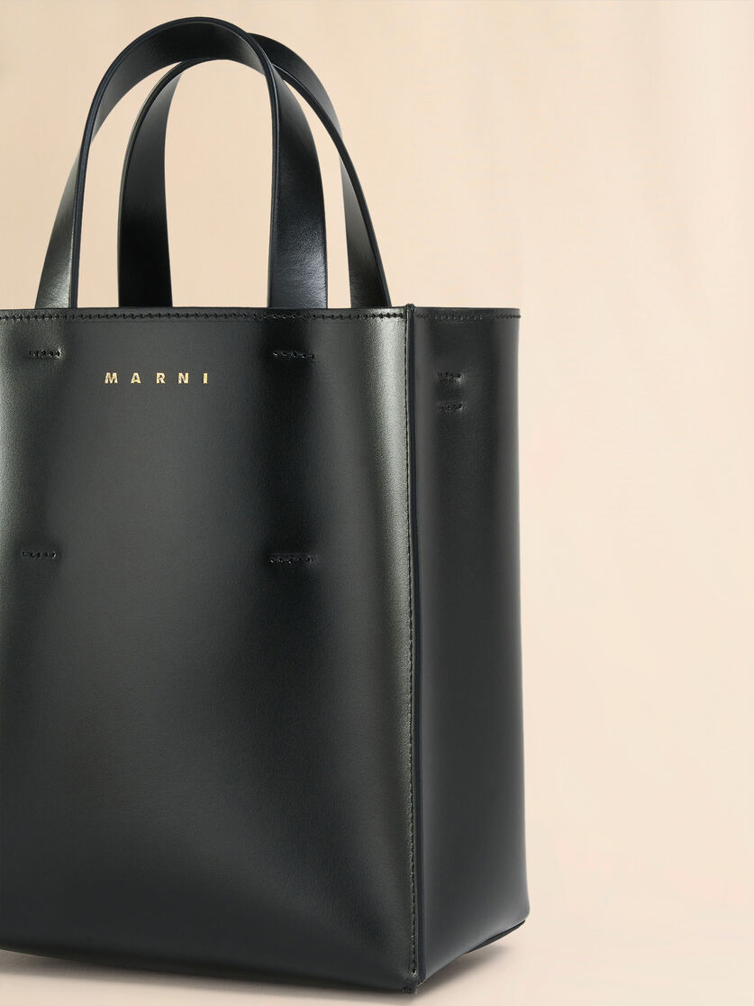 Museo small bag in light pink leather - Shopping Bags - Image 3