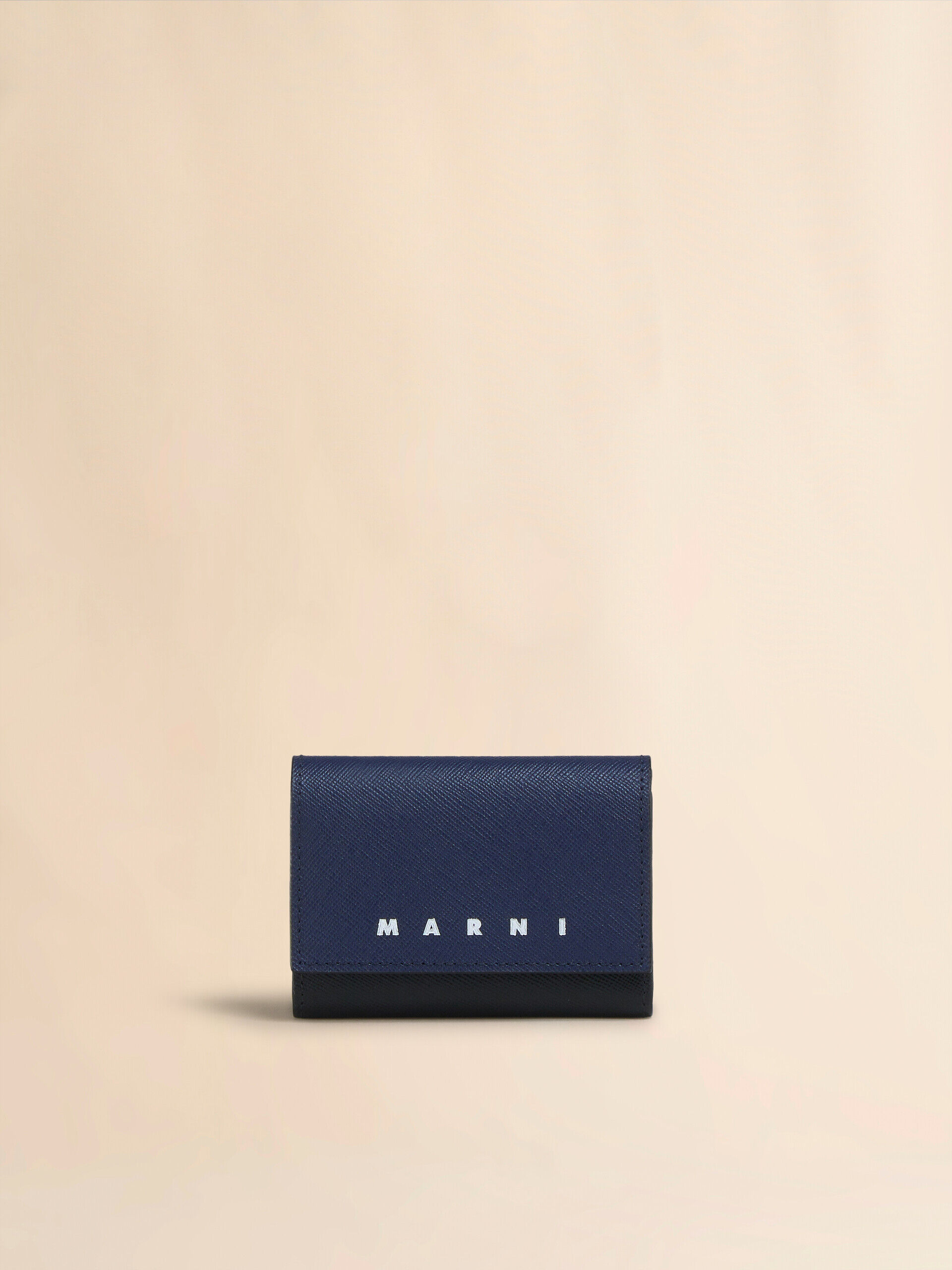 ブラック レザーキーホルダー、マルニメンディング刺繍入り | Marni