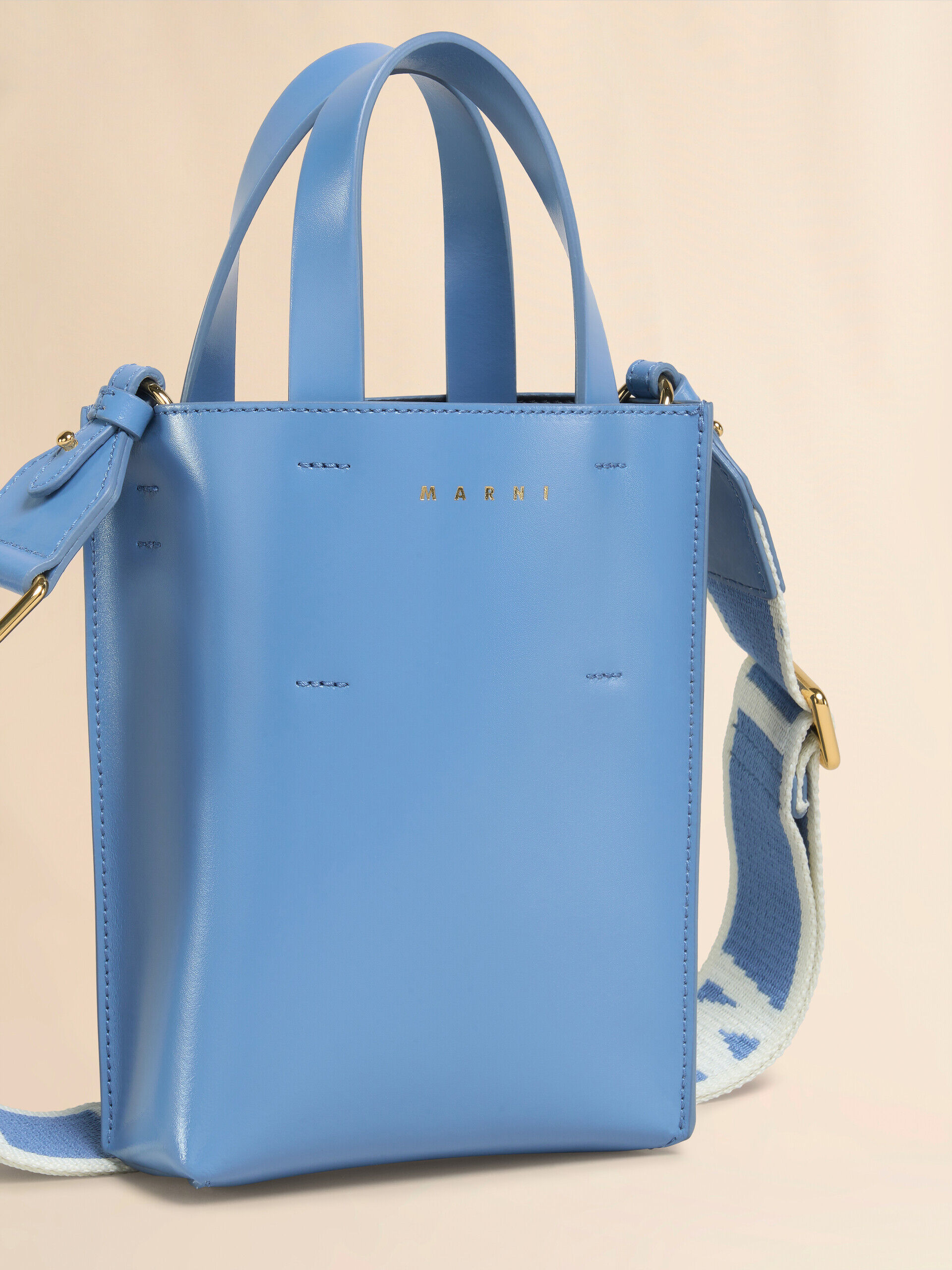 ♦MARNI♦ナノ ショッピングバッグ☆正規品・関税込☆ ブルー&ホワイト レザー MUSEOナノバッグ | Marni