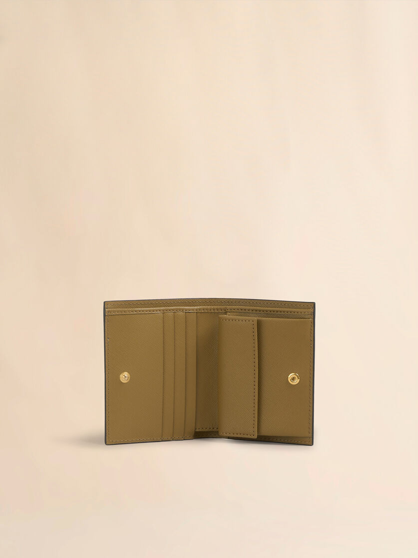 MARNI マルニ 2つ折り ウォレット 本物 弱かっ テラコッタ 本物 阪急百貨店