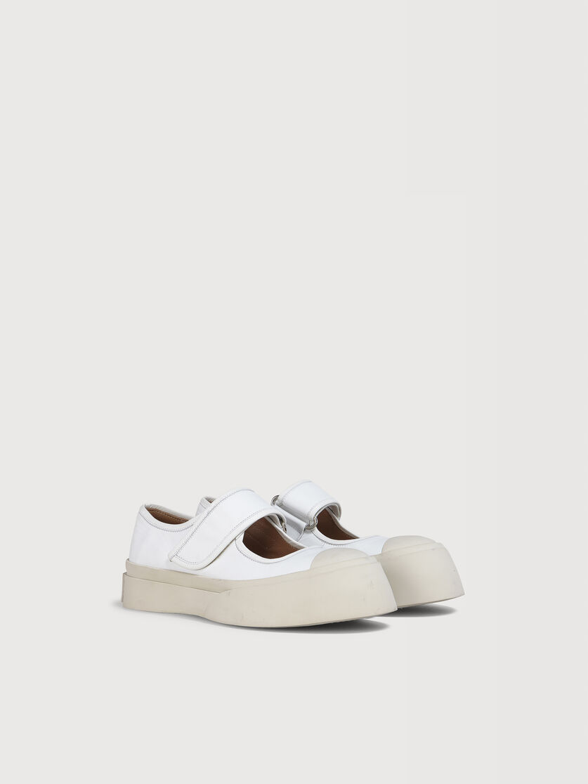 ホワイト ナッパレザー  PABLO メリージェーンスニーカー, Image 2