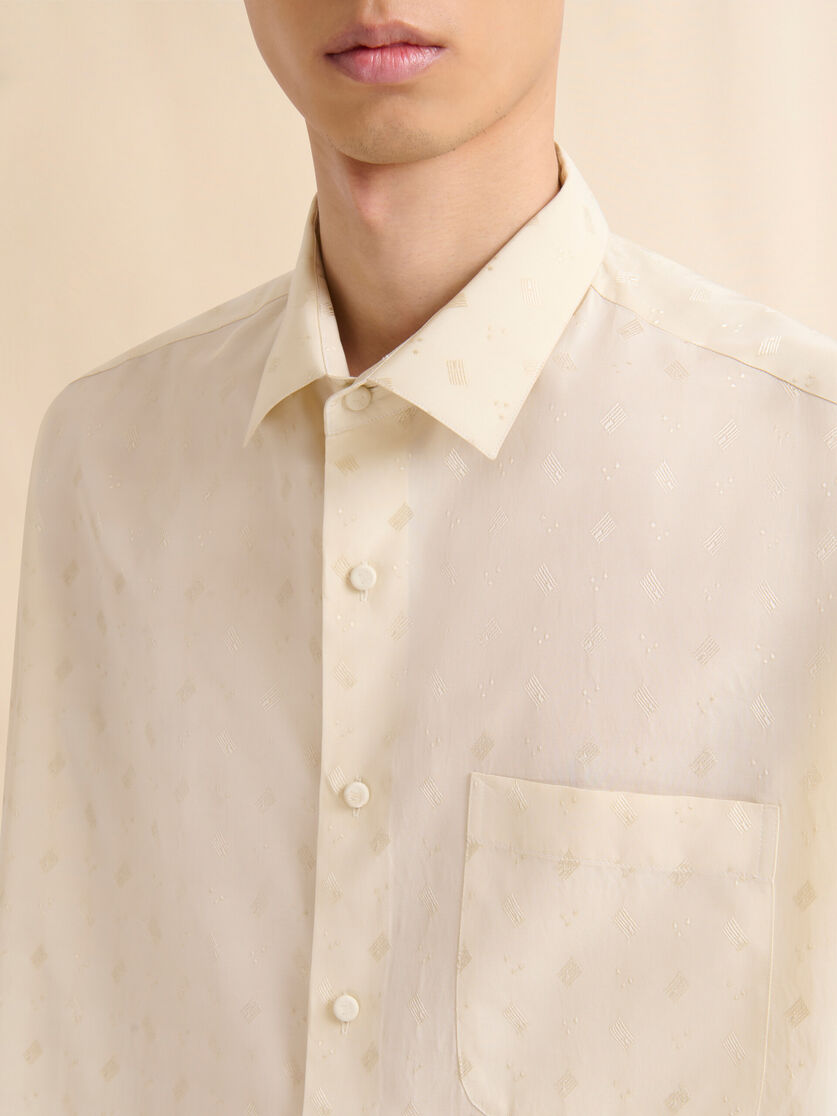 Cream viscose oversized shirt with geometric jacquard motif - Shirts - Image 4