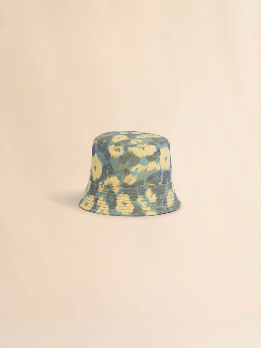 Sombrero tipo pescador en mezcla de lino verde con un estampado floral difuminado, Image 3