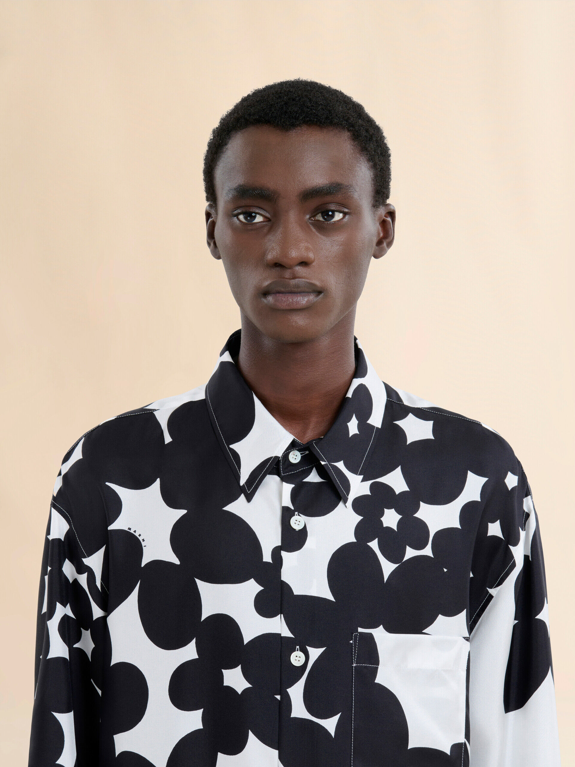 ブラック ホワイト シャツ、Dillies プリント | Marni