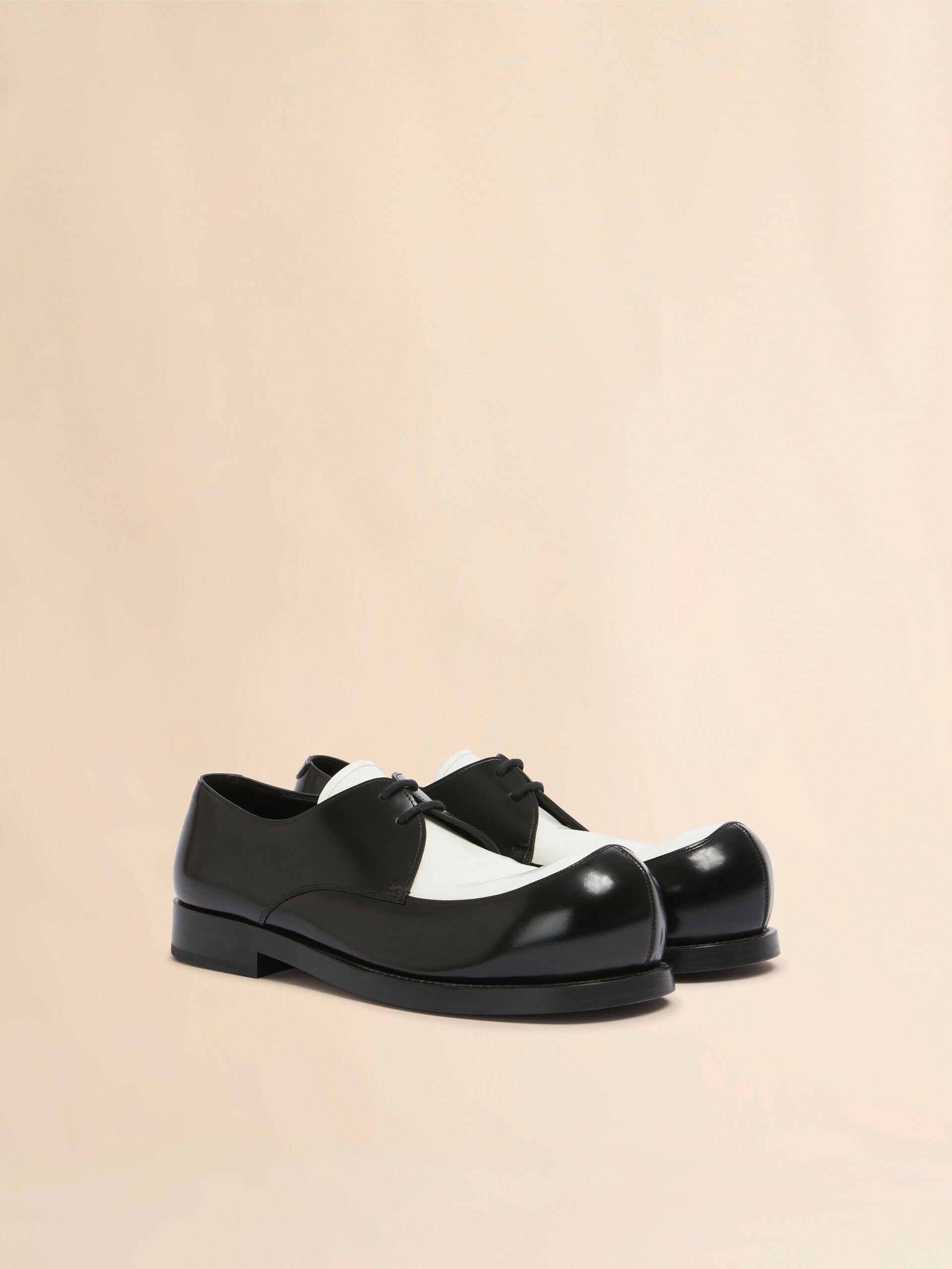 ローファー・オックスフォード MARNI Women Laced up Shoes SBMS010202PS67900N99 Black Black and white leather New Wave Derby shoe | Marni