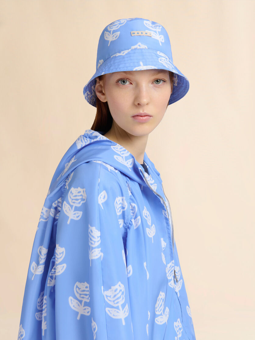 Light blue taffeta bucket hat with Sprayed Roses print - Hats - Image 2
