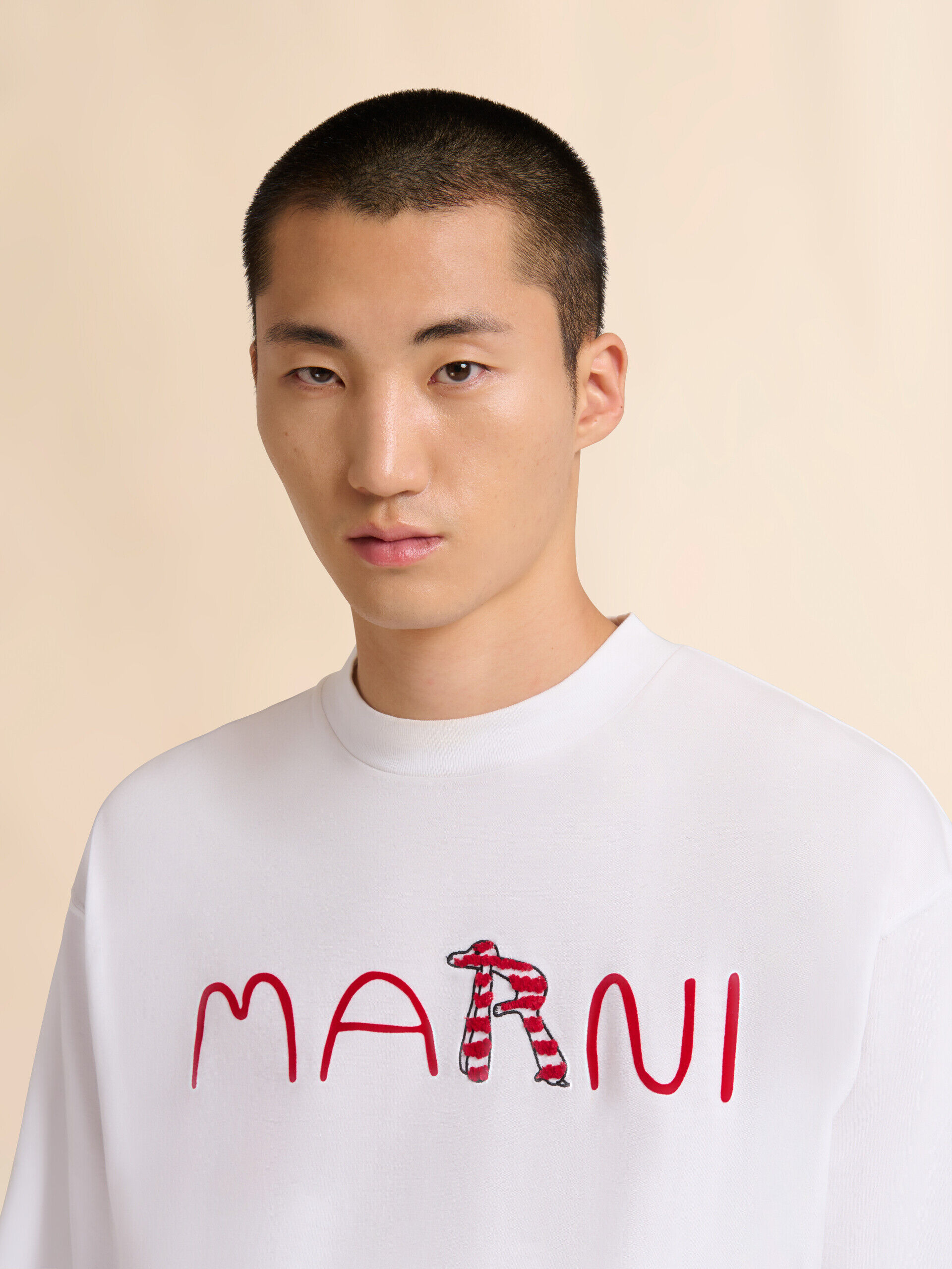 【9/12まで出品】Marni プリントシャツ ホワイト オーガニックポプリン製シャツ、ちらりとのぞくマルニロゴ