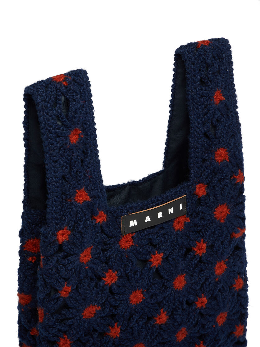 ホワイト&ブルー MARNI MARKET FISH クロシェバッグ - ハンドバッグ - Image 4