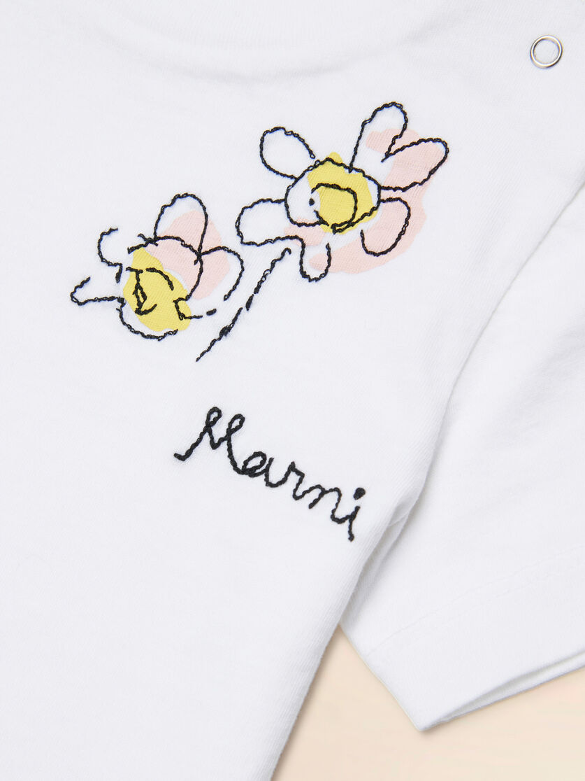White cotton T-shirt with Camilla embroidery, Image 4