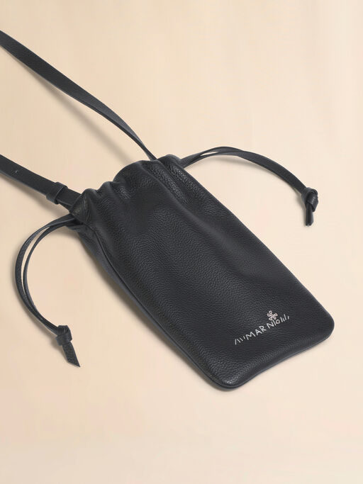 ブラック レザー製ドローストリング付きスマホホルダー、マルニメンディング入り - ウォレット＆レザー小物