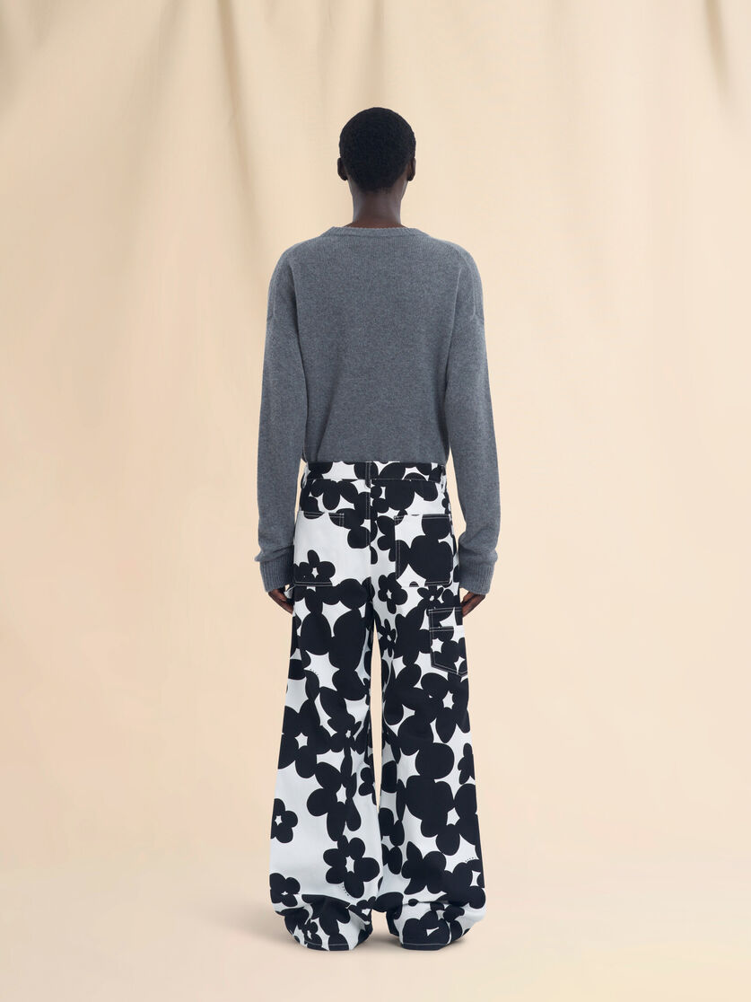 Cotton cargo pants with black and white Dillies print - Pants - Image 3