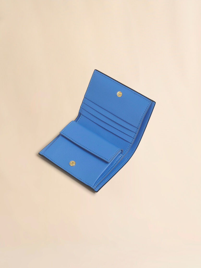 Cartera estilo libro de piel saffiano azul, beige y azul celeste - Carteras - Image 4