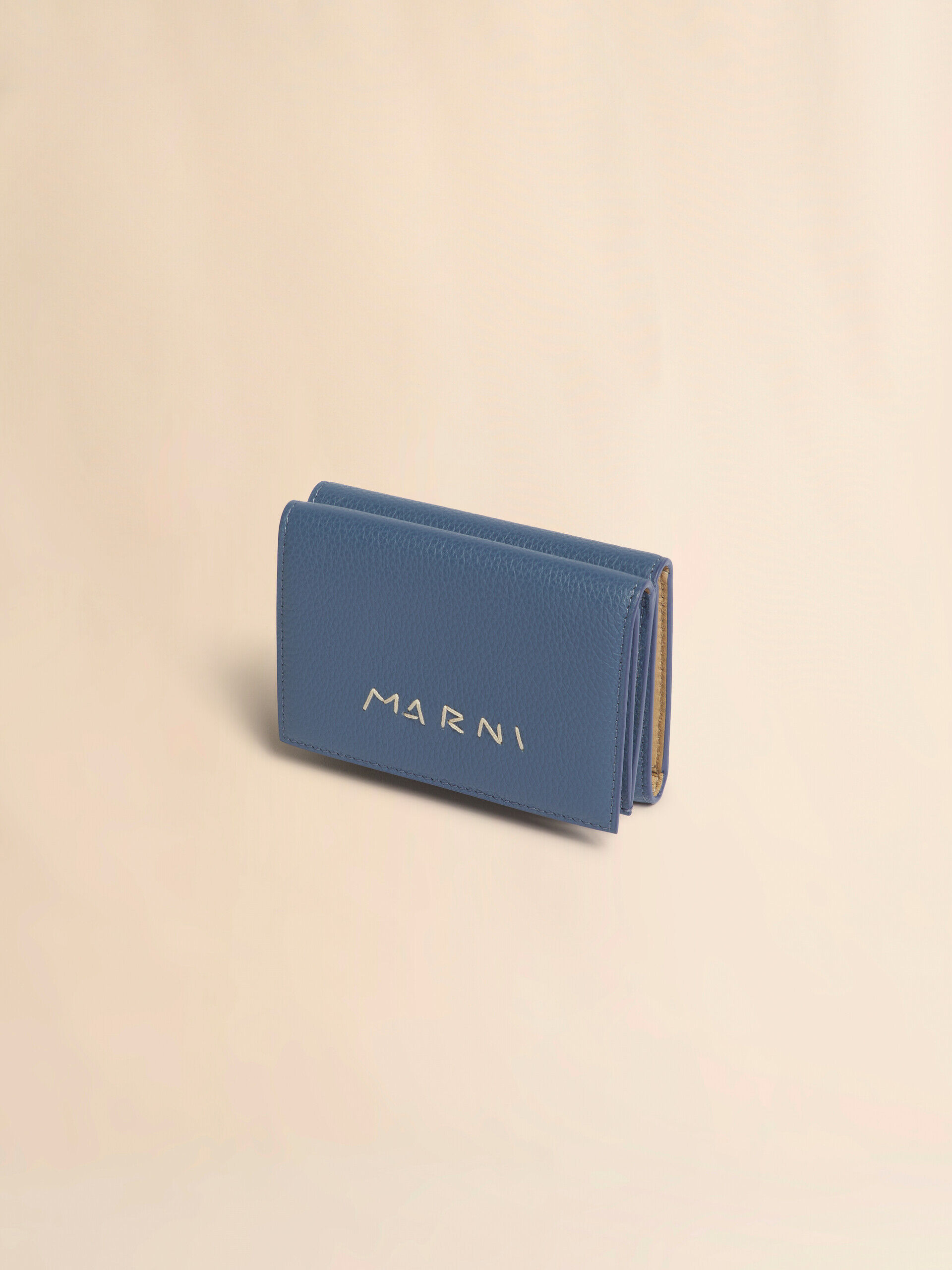 お値下げしましたヽ(*´∀｀)ノ  MARNI            マルニ  財布 MARNI（マルニ） 財布 三つ折り財布 MENDING EMBROIDERY TRIFOLD