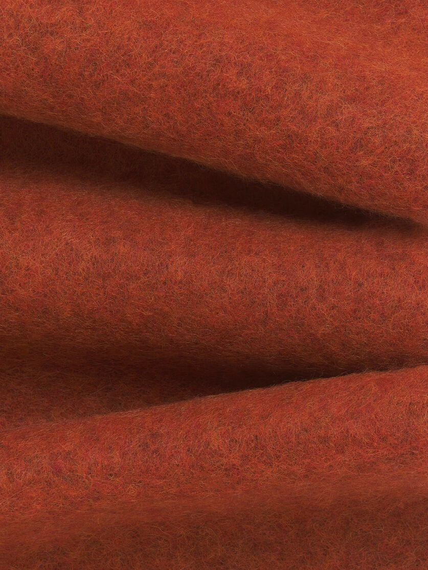 Tan brushed alpaca scarf, Image 2