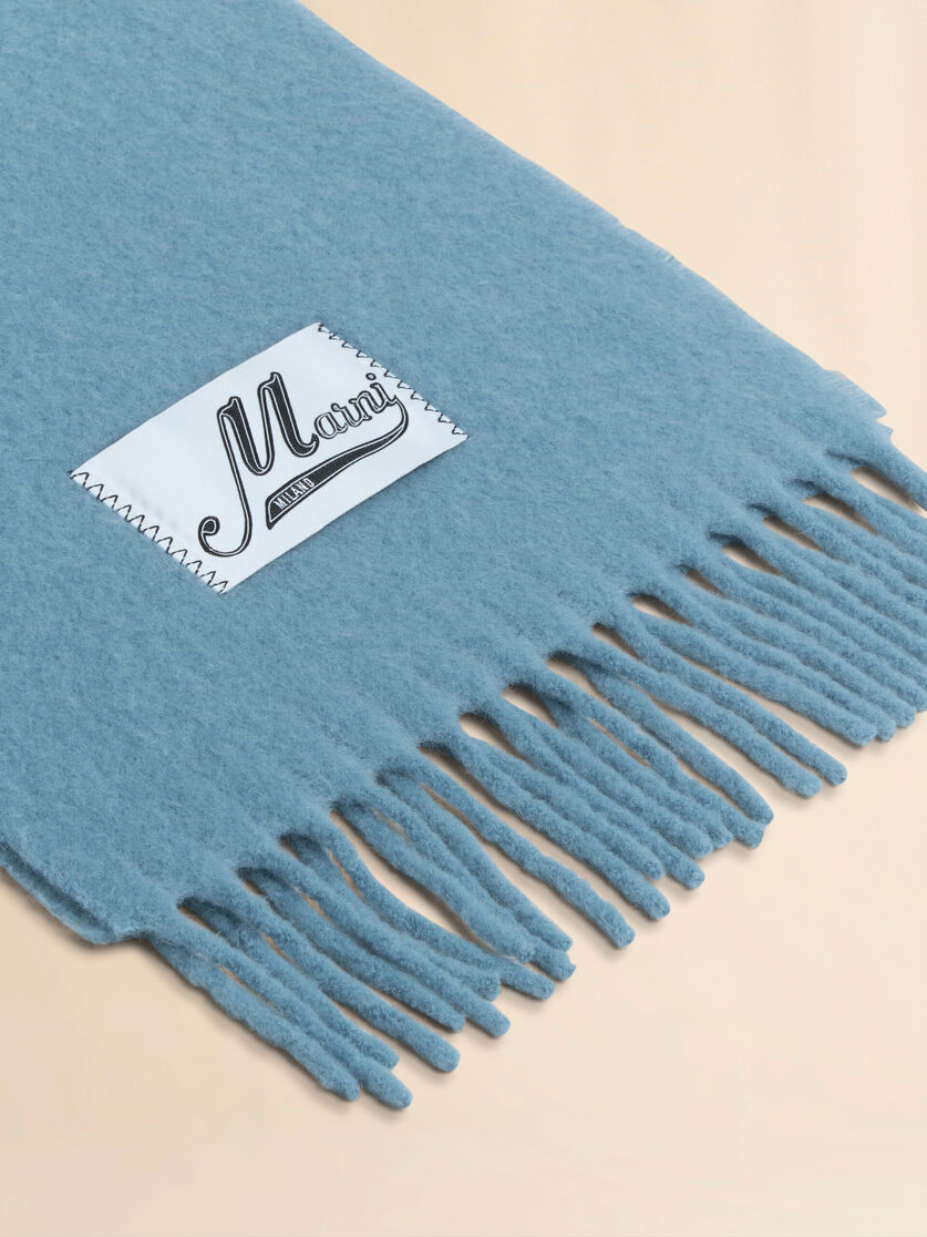 Schal aus hellblauer Alpakawolle - Schals - Image 3
