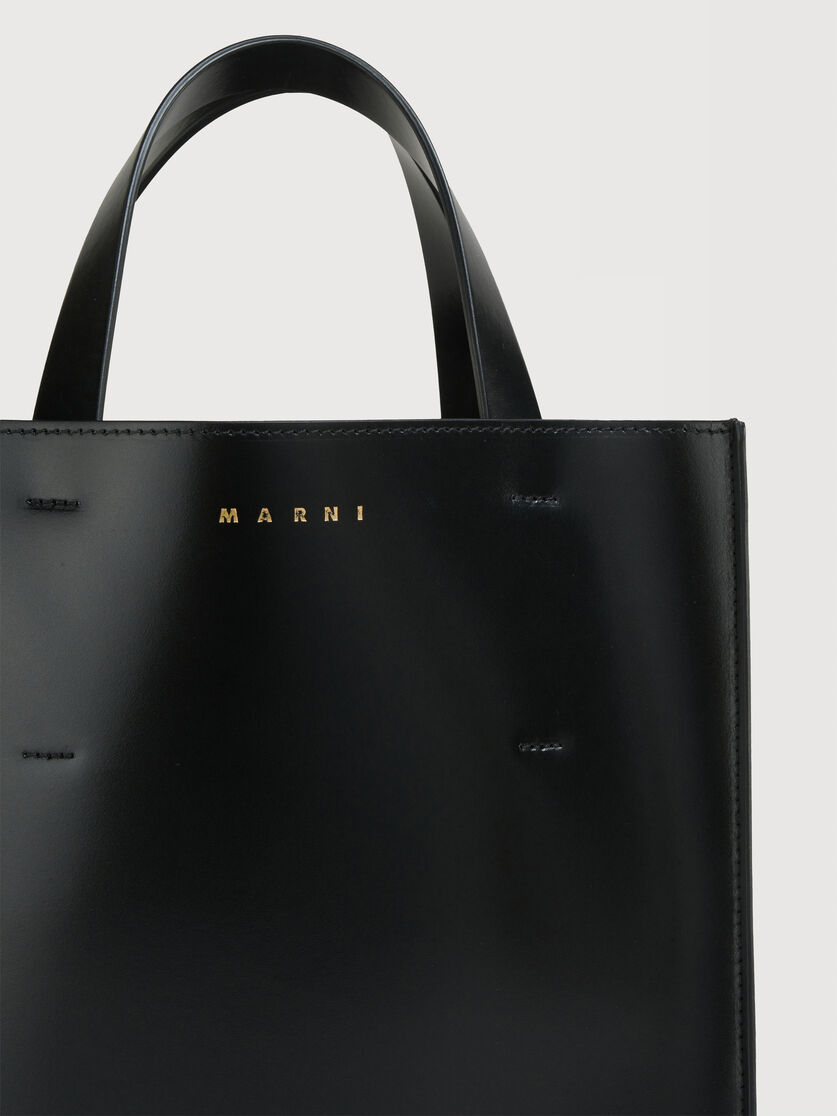 Museo Mini Bag in black leather, Image 3