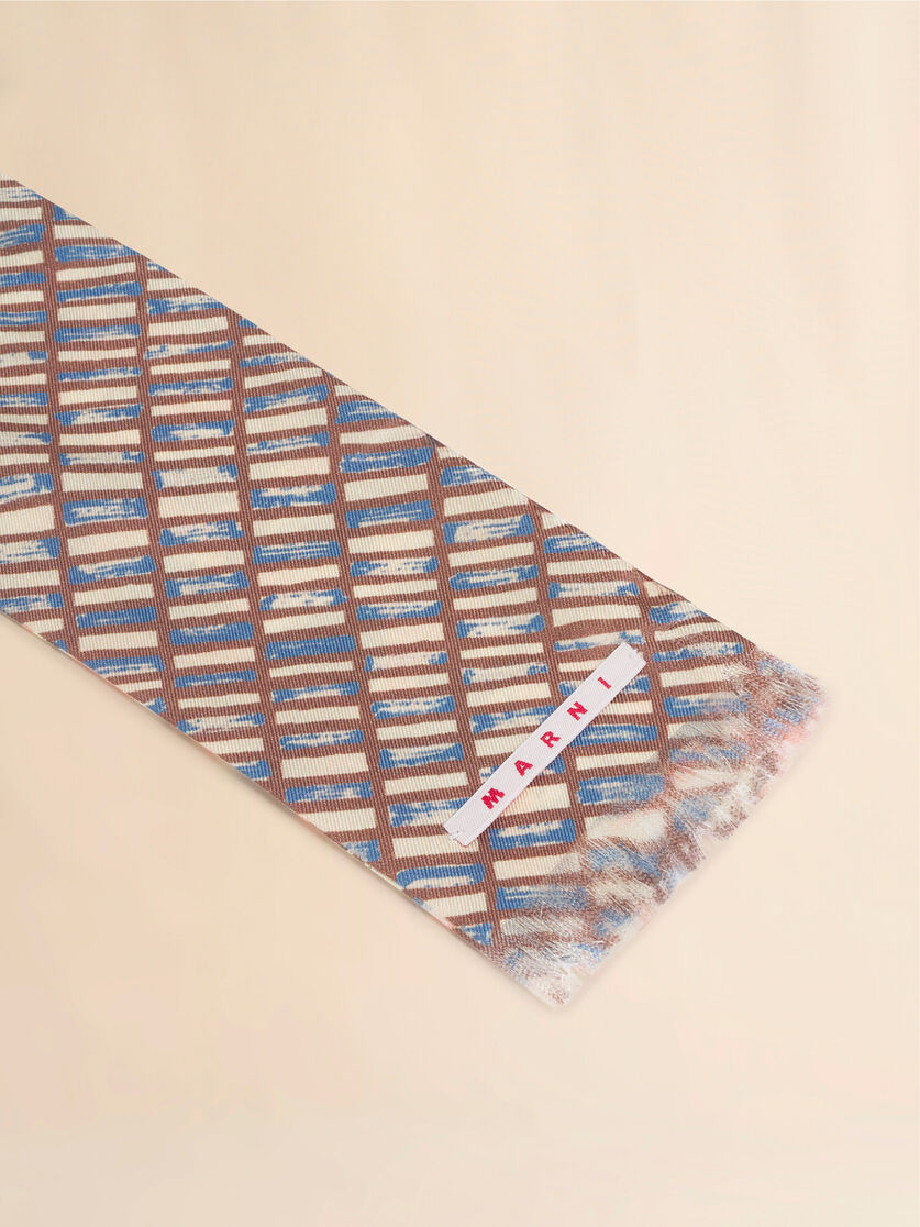 Pink silk scarf with contrast prints, Image 3