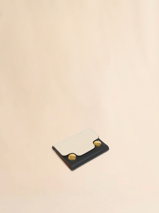 クリーム ブラック ブラウン レザー製 Trunkaroo 三つ折りウォレット - 財布