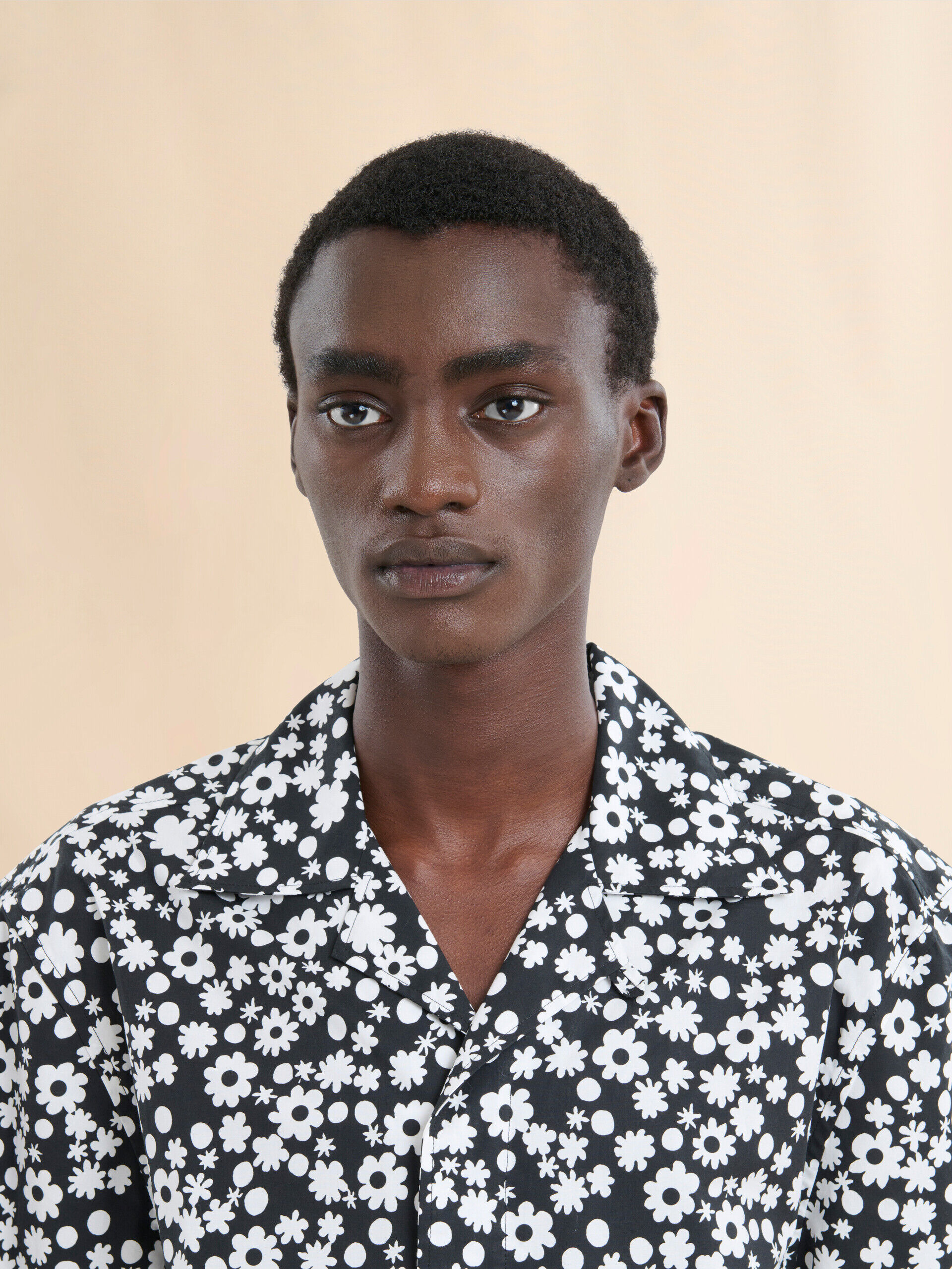 Black and white boxy shirt with Pop Fields motif | Marni