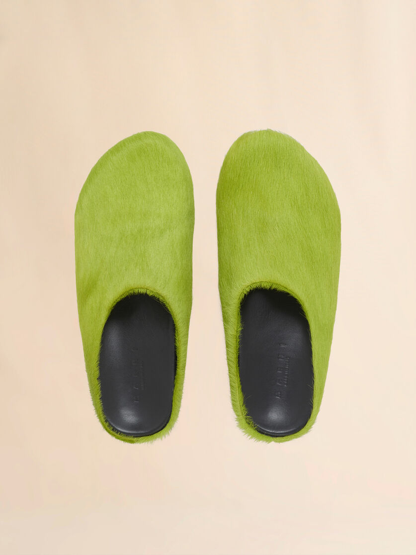Mocasín sin talón de piel de becerro azul efecto pelo sensación de pies descalzos - Zuecos - Image 4
