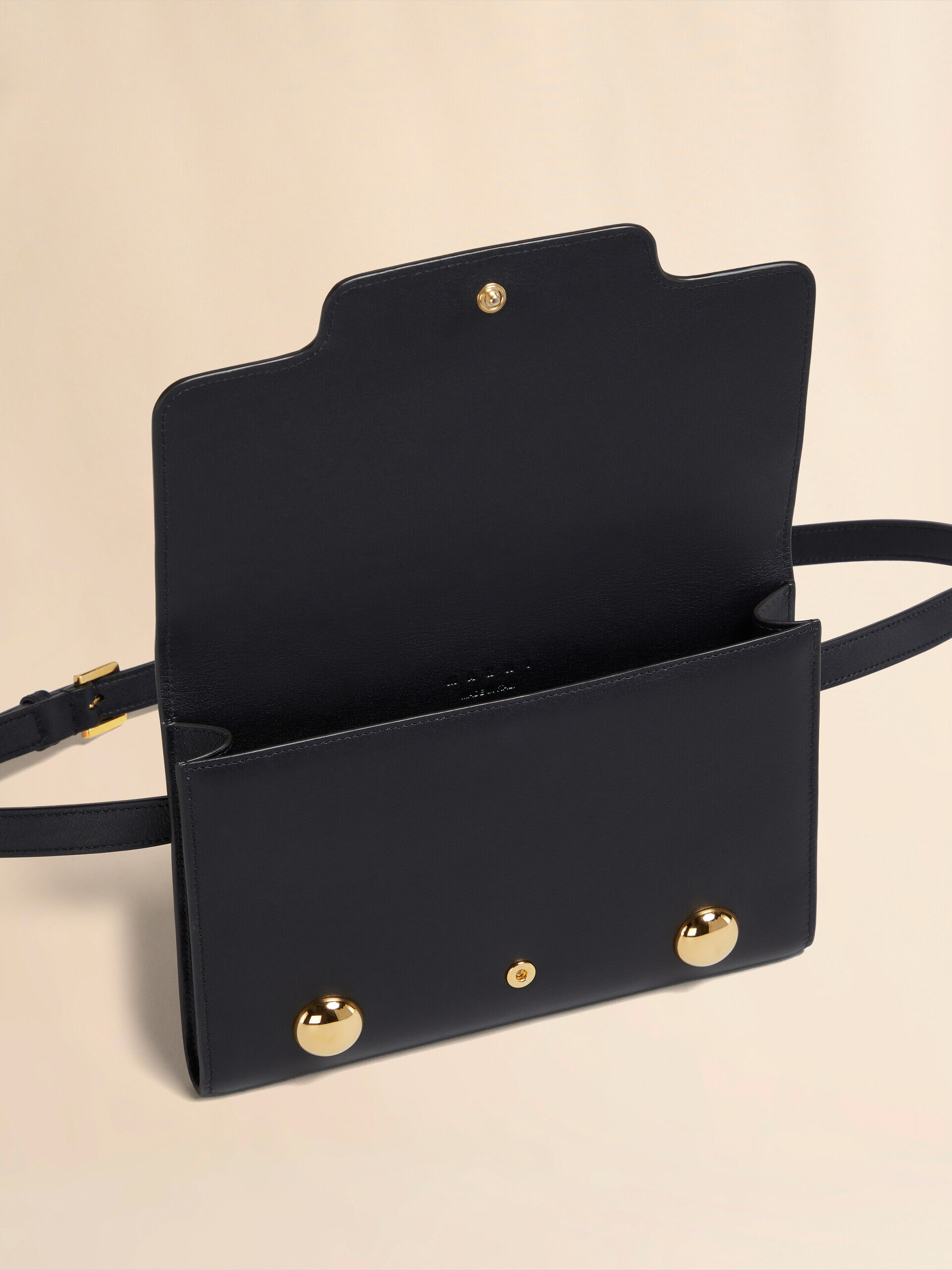 ブラック レザー製 Trunkarooバムバッグ | Marni
