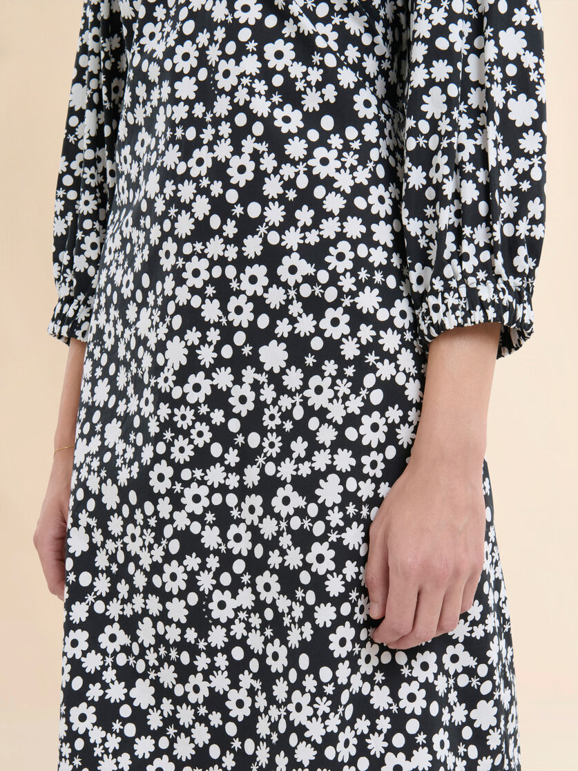 Vestido de popelín con estampado Pop Fields blanco y negro - Vestidos - Image 5