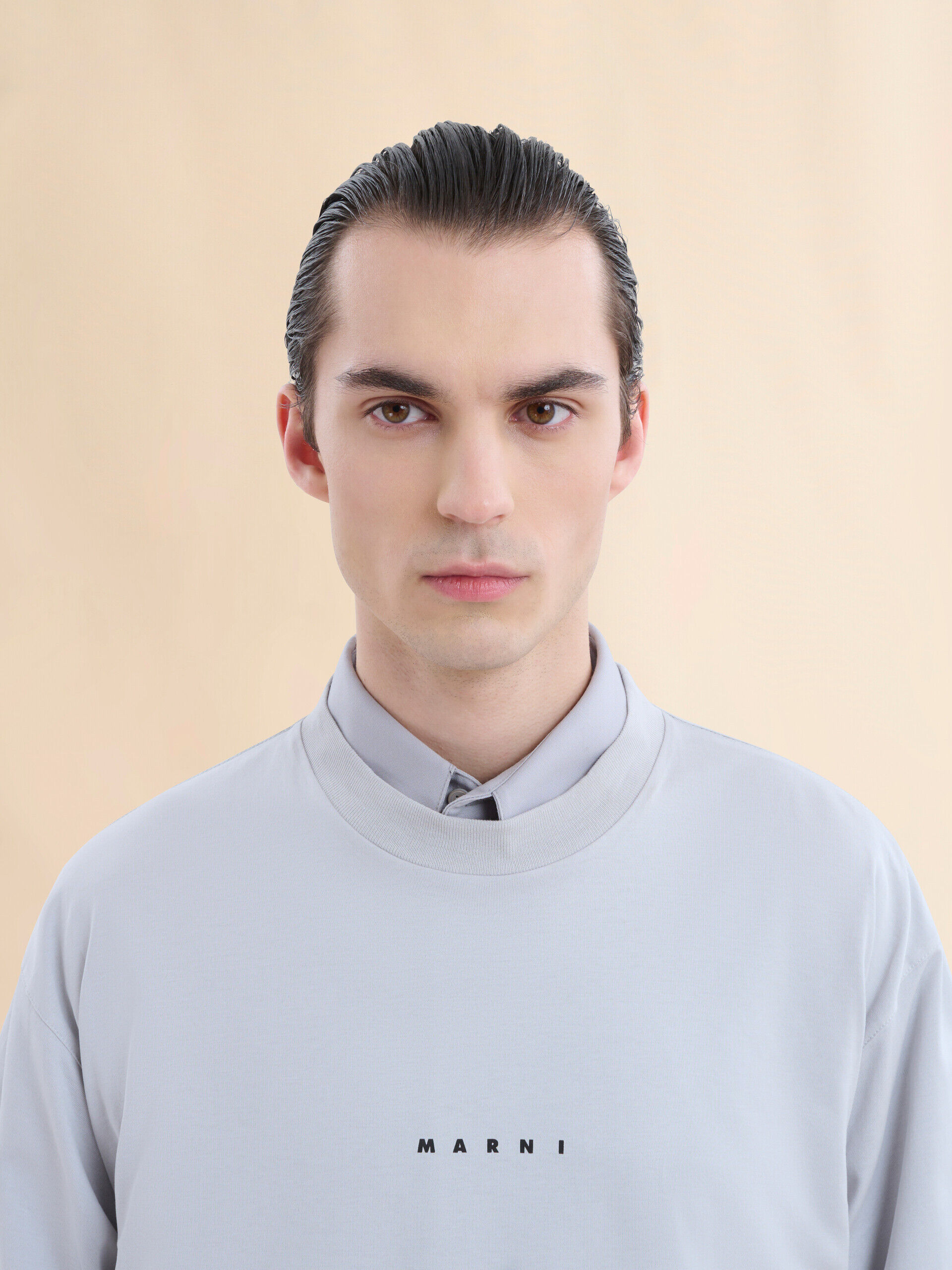 【MARNI】関税込☆ミニ マルニロゴ コットン Tシャツ グレー グレー ミニ マルニロゴ付き オーガニックコットン製Tシャツ | Marni
