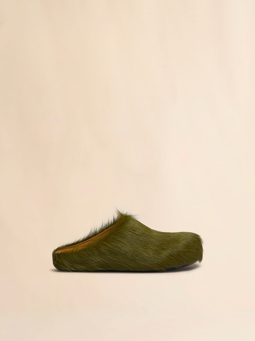 Zueco Fussbett de piel de becerro de pelo largo azul - Zuecos - Image 1