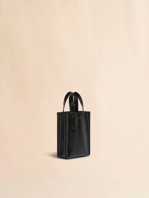 MUSEO nano bag in black leather - Shopping Bags