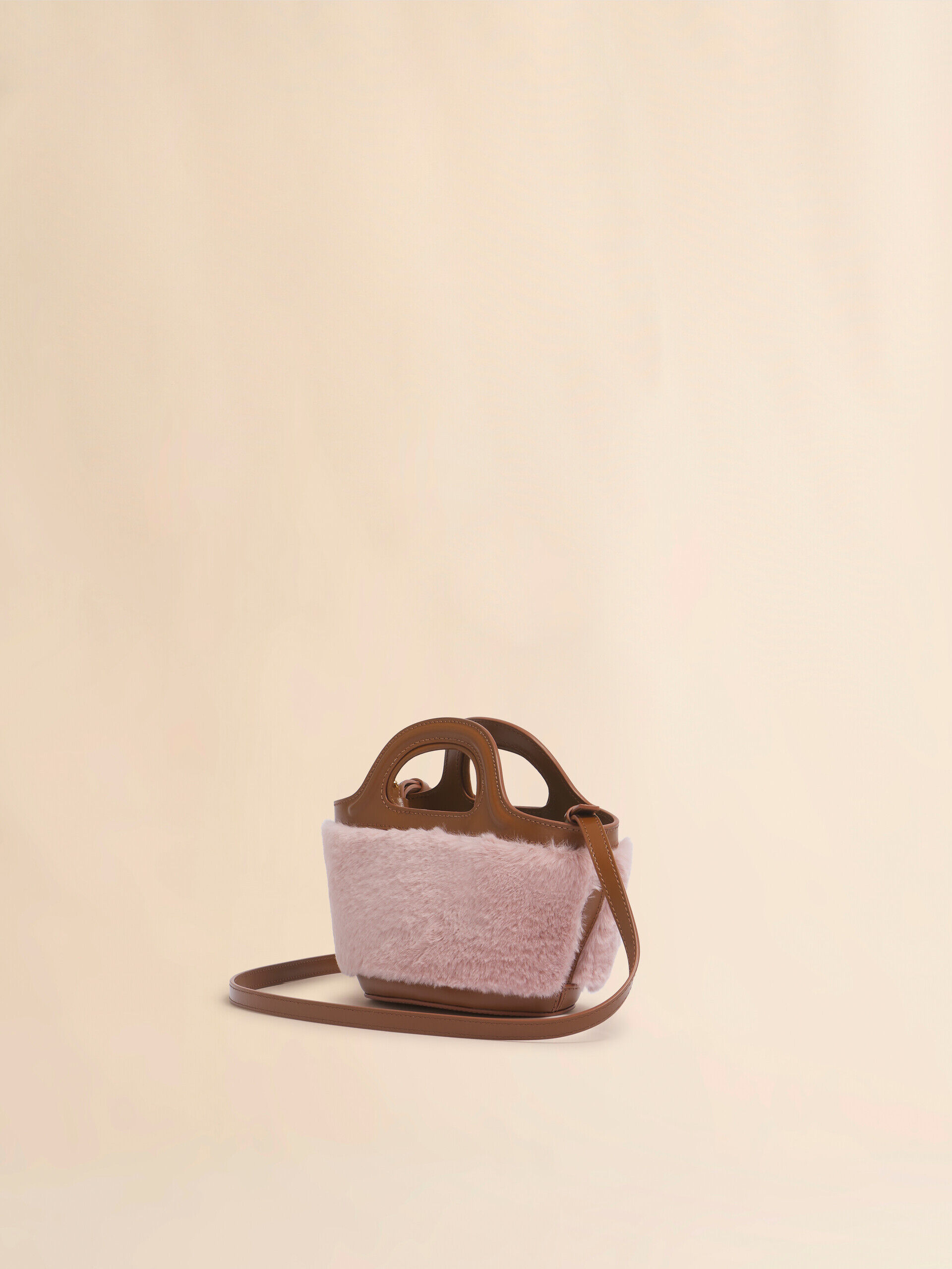 マルニ ピンクファー ショルダーバッグ エコファーショルダーバッグ ピンク×バーガンディ