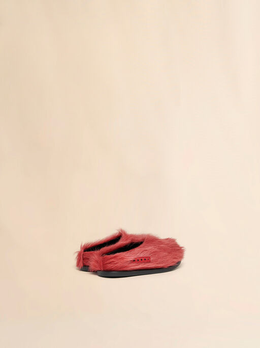 Red long-hair calfskin fussbett sabot - Sandals