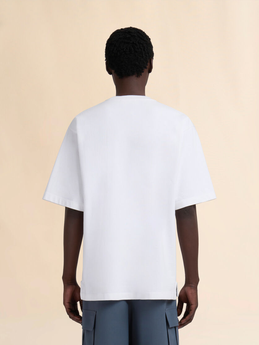 ライトブルー マルニパッチ付き オーガニックコットン製オーバーサイズTシャツ - シャツ - Image 3