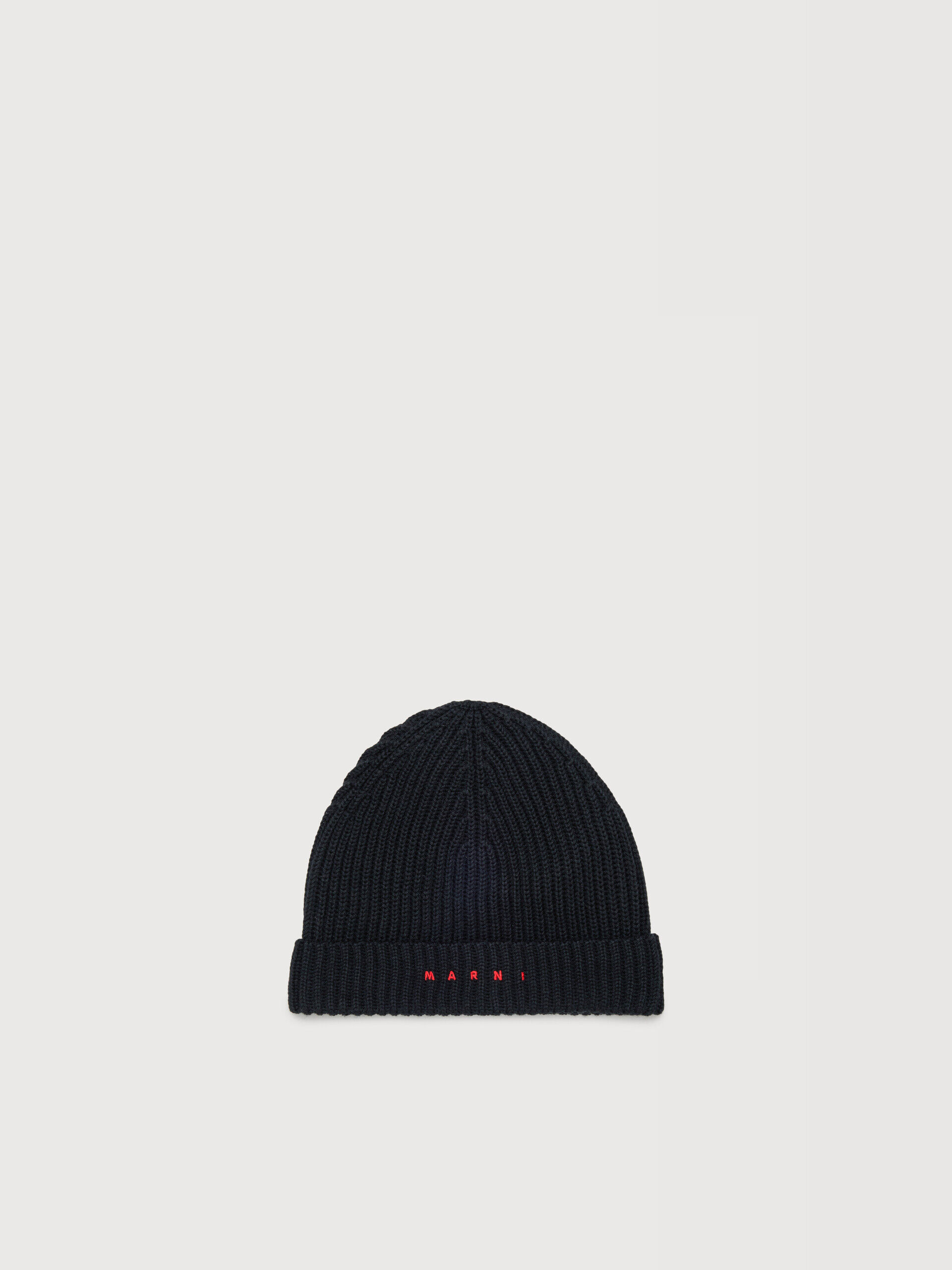 【E STORE】MARNI ハンドステッチロゴ ウールニットビーニー E STORE】MARNI ハンドステッチロゴ ウールニットビーニー E STORE