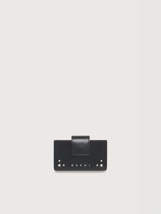 ブラックレザー カードホルダー スタッズ付き - 財布