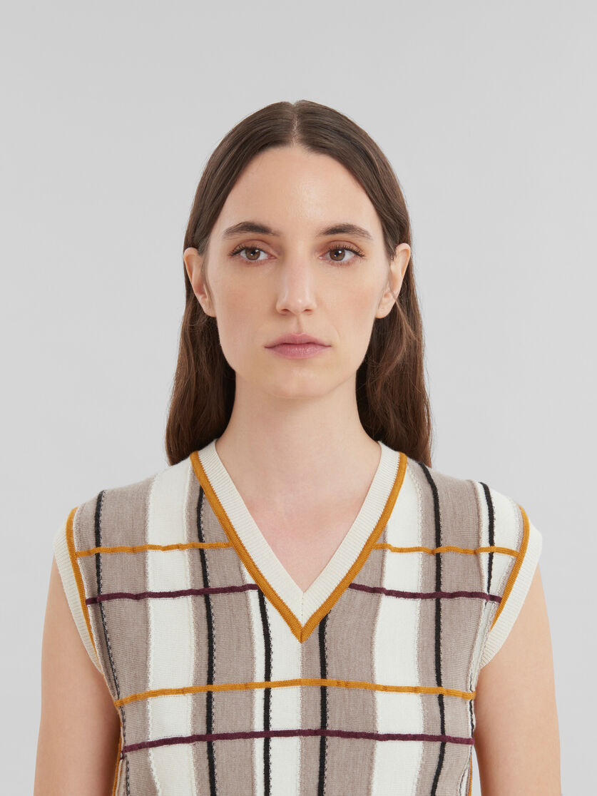 Orange and white checked wool vest - Pullovers - Image 4